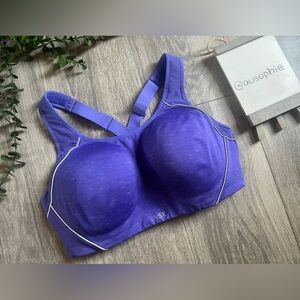 Victoria’s Secret VSX Standout Wire Free Sports Bra in Purple Dash. Size 38D